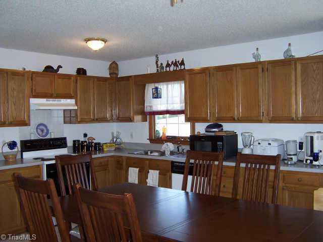 6580 Riverton Road Walkertown, NC 27051 - Photo 4 of 9 Other. kitchen