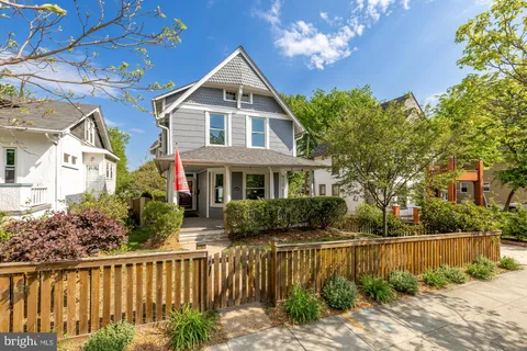 $849,000 | 1620 Hamlin Street Northeast, Washington, DC 20018