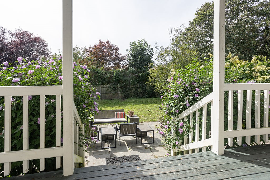 66 Center Avenue Middletown, RI 02842 - Photo 26 of 31