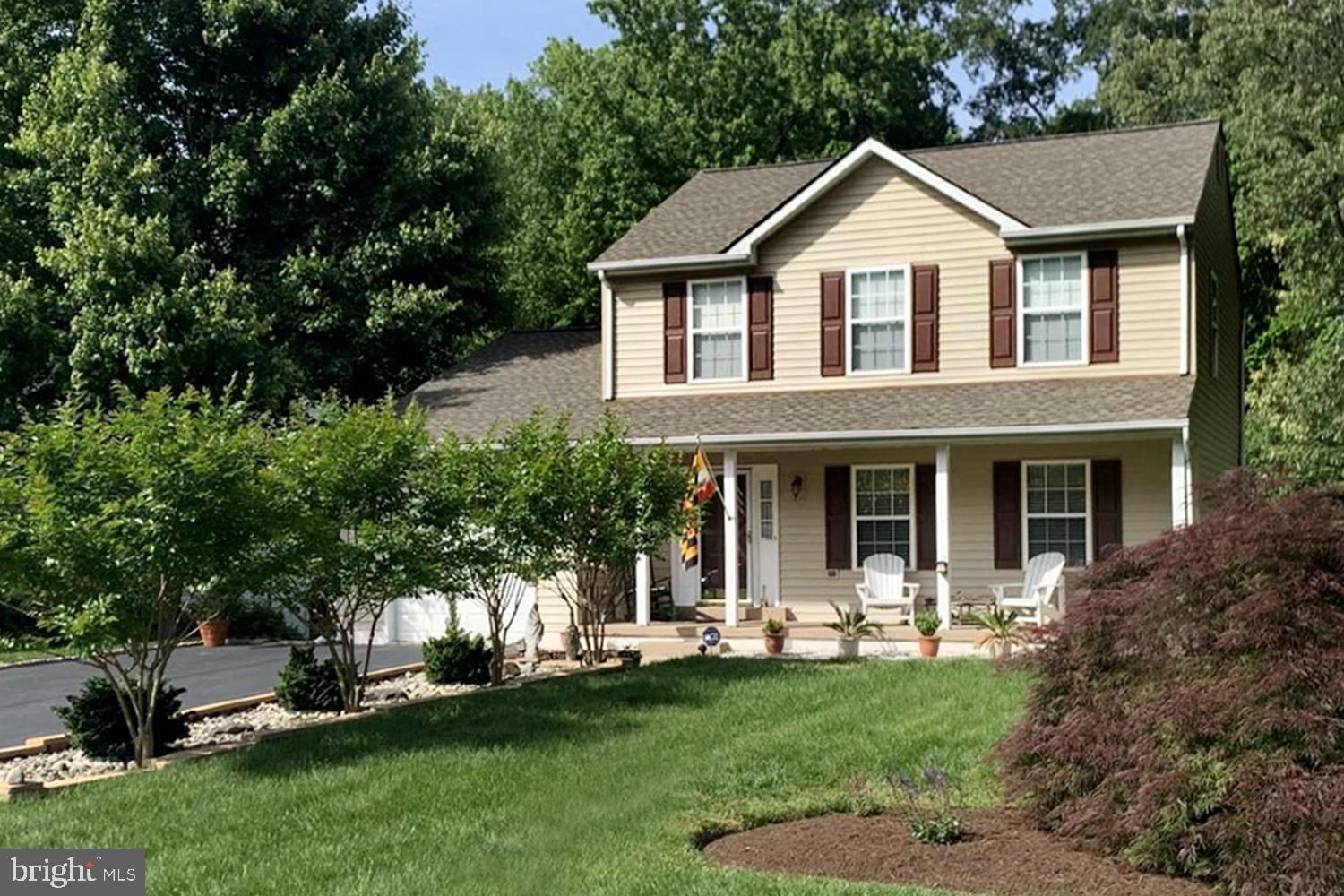 415 Beach Drive Annapolis, MD 21403 - Photo 2 of 54 Gracious & Spacious Hillsmere Colonial