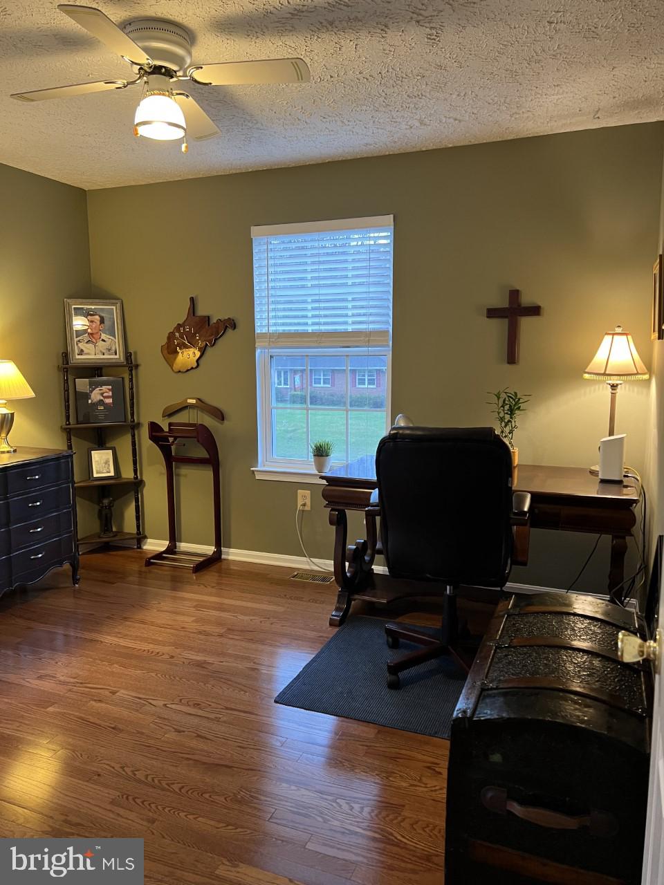 415 Beach Drive Annapolis, MD 21403 - Photo 35 of 54