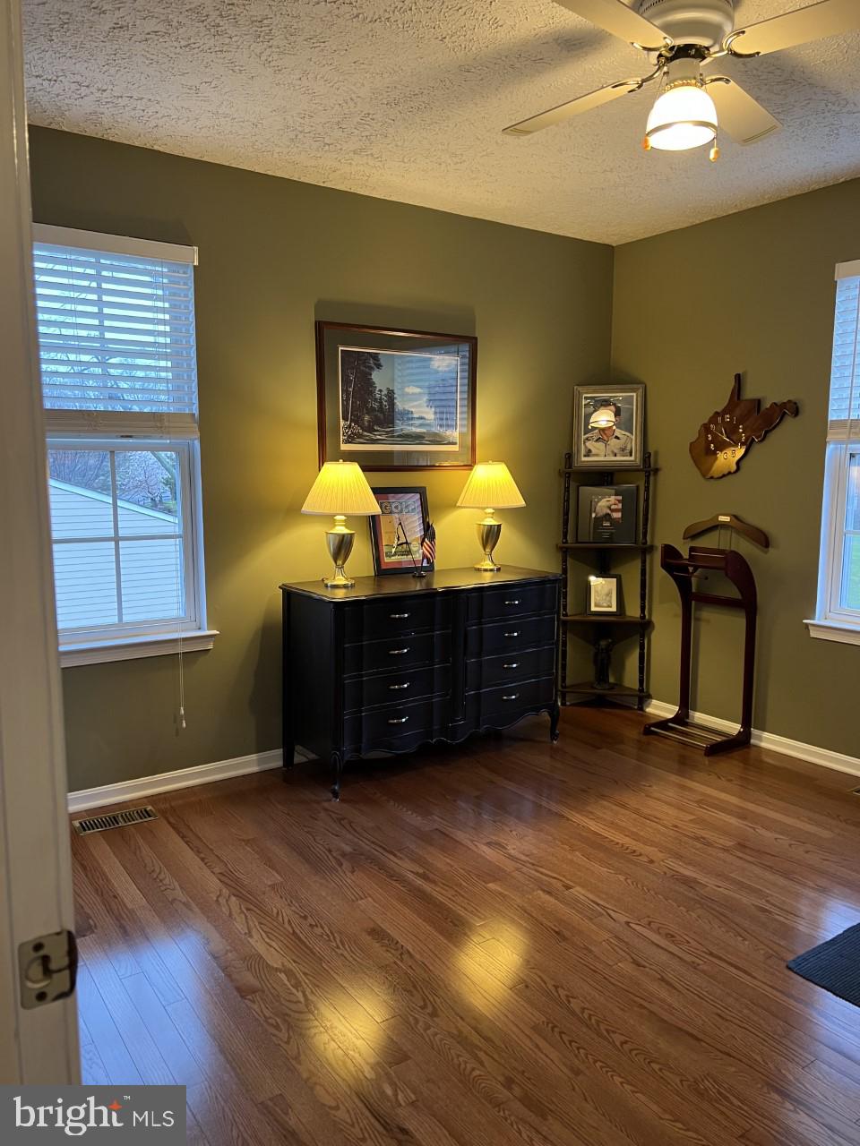 415 Beach Drive Annapolis, MD 21403 - Photo 36 of 54