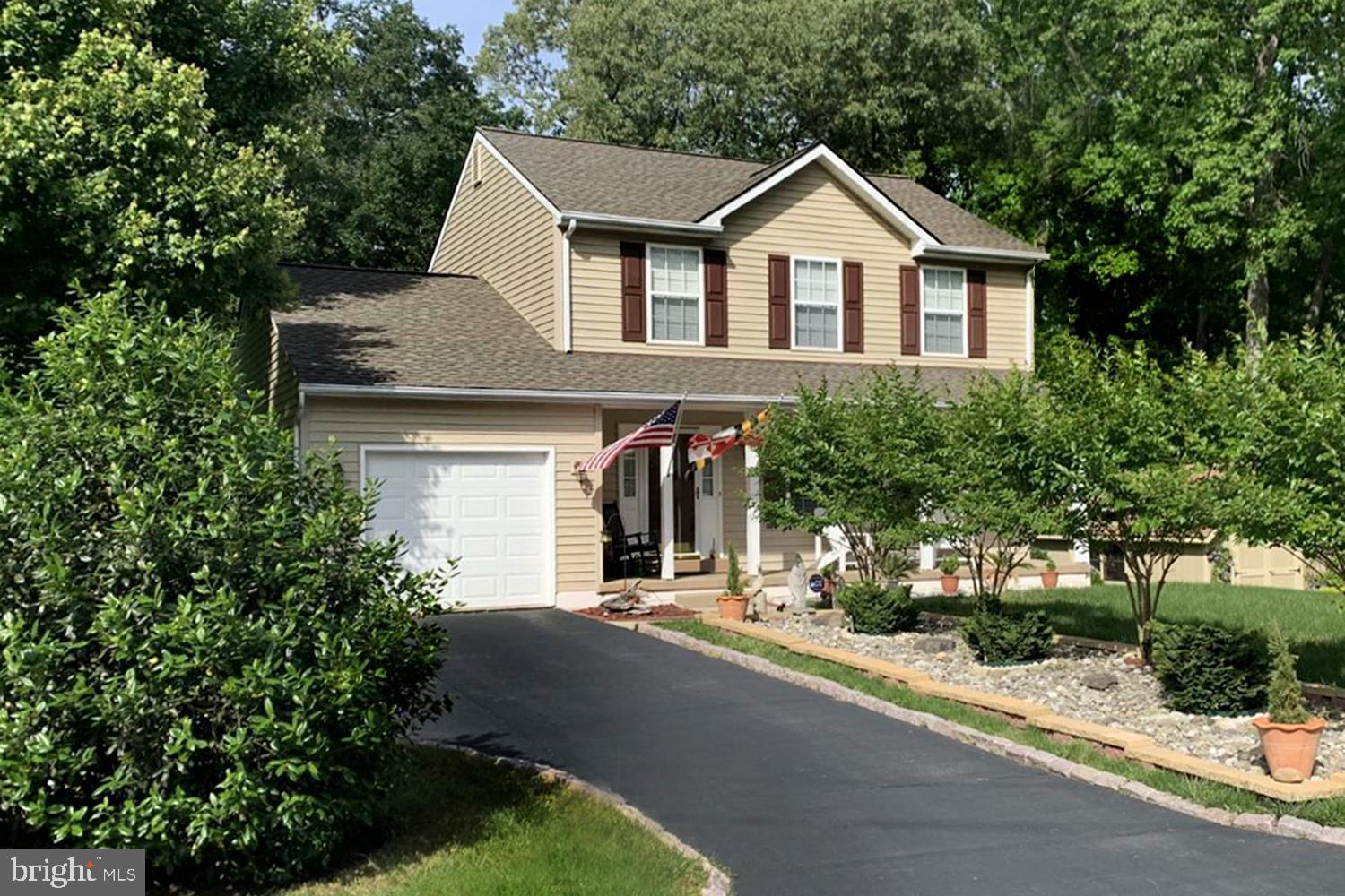 415 Beach Drive Annapolis, MD 21403 - Photo 42 of 54 Multi-Vehicle Drive . Roomy 1-Car Garage