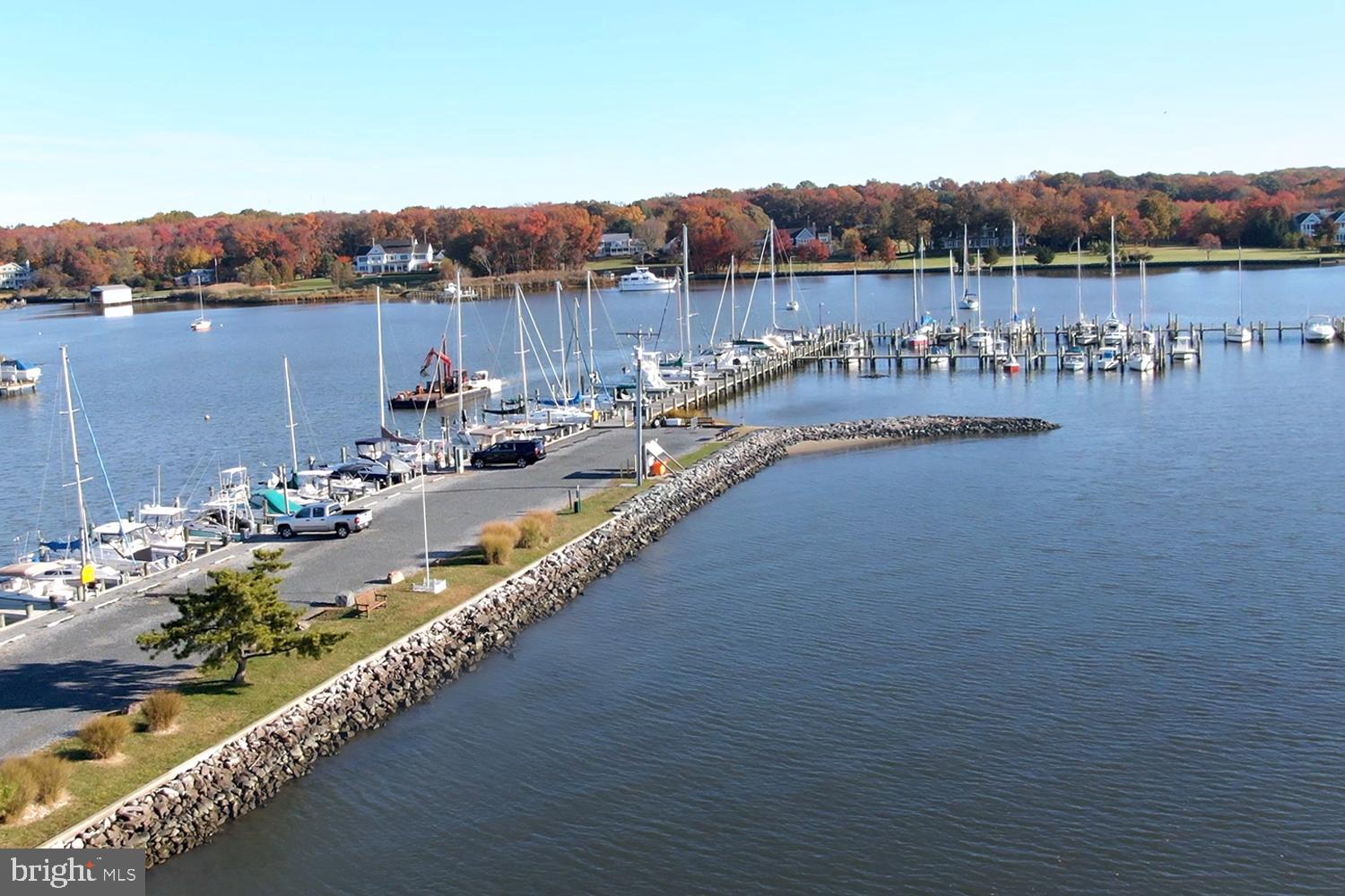 415 Beach Drive Annapolis, MD 21403 - Photo 44 of 54 Hillsmere Amenities . So. River Pier/Marina