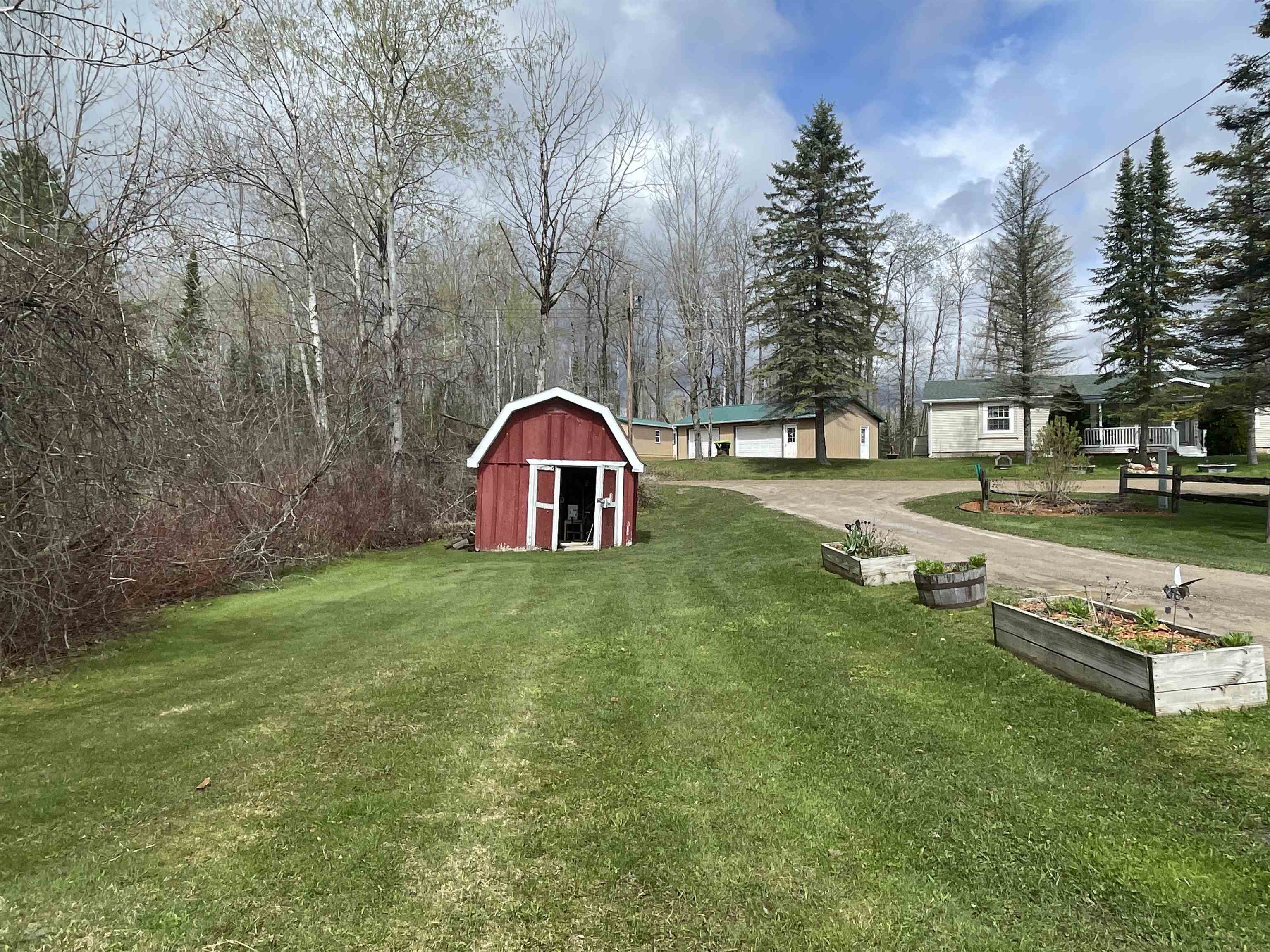 6350 Lake 4 Road Gladwin, MI 48624 - Photo 21 of 25 Gallery Image 21