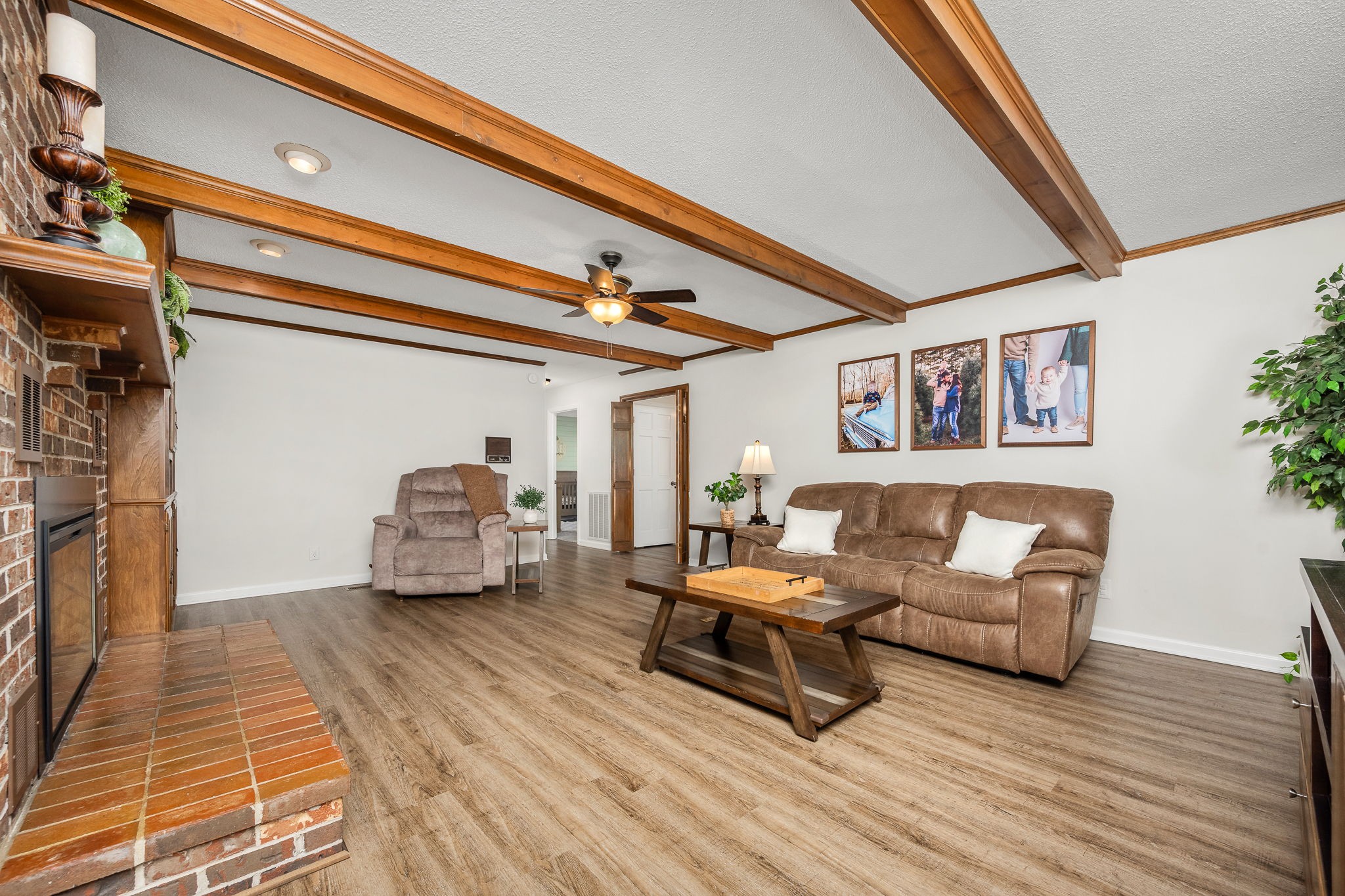 109 Hampshire Road Shelbyville, TN 37160 - Photo 30 of 55 a living room with furniture and a wooden floor