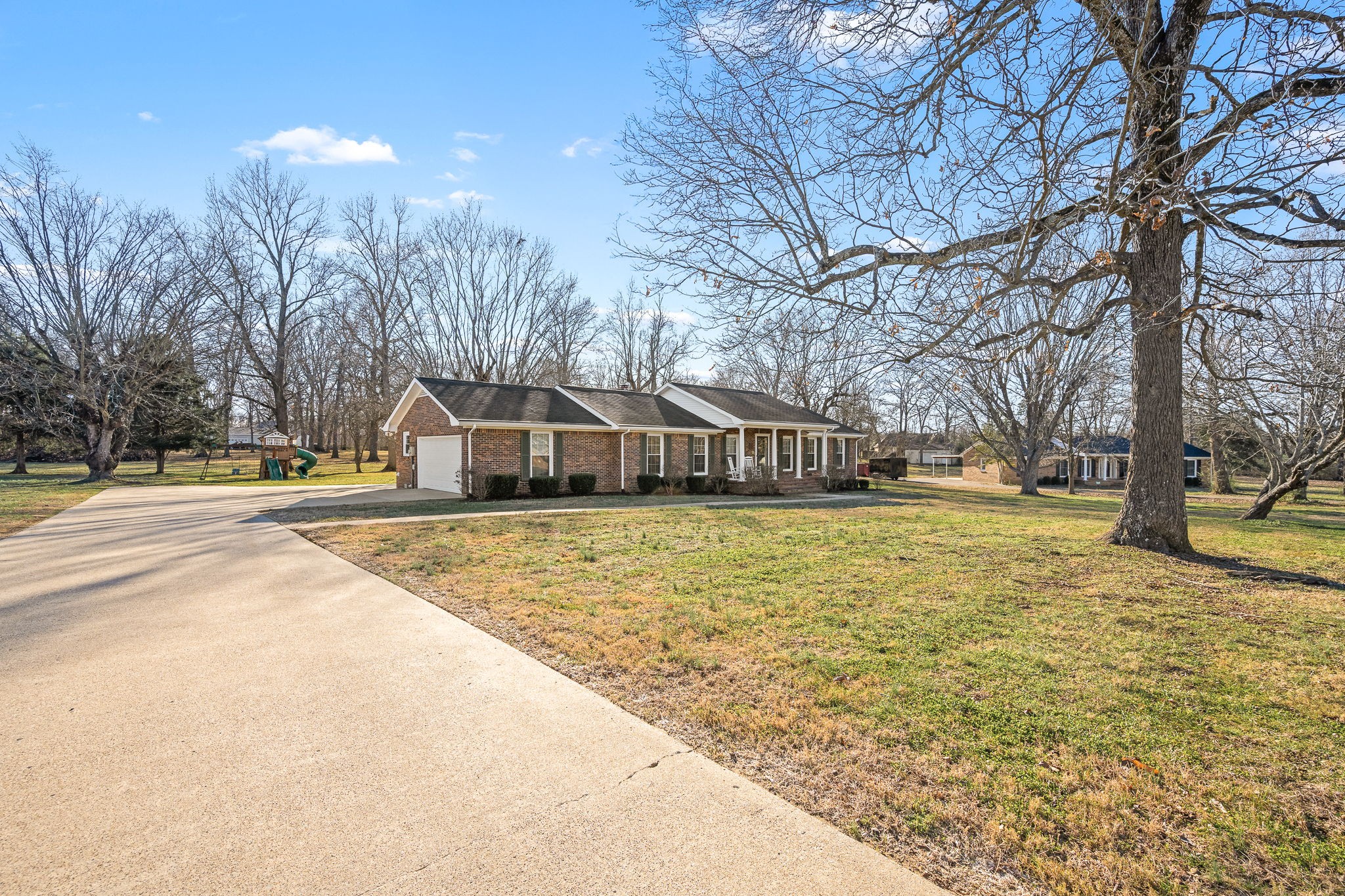 109 Hampshire Road Shelbyville, TN 37160 - Photo 3 of 55