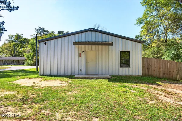 $174,900 | 845 Faith Avenue, Graceville, FL 32440