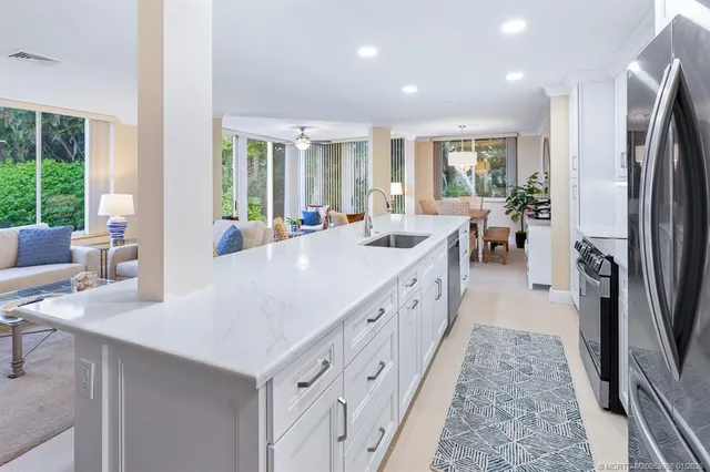 $649,000 | 2370 Northeast Ocean Boulevard, Unit C106, Stuart, FL 34996