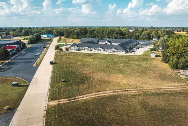 $237,500 | 300 Mechanical Drive, East Alton, IL 62024