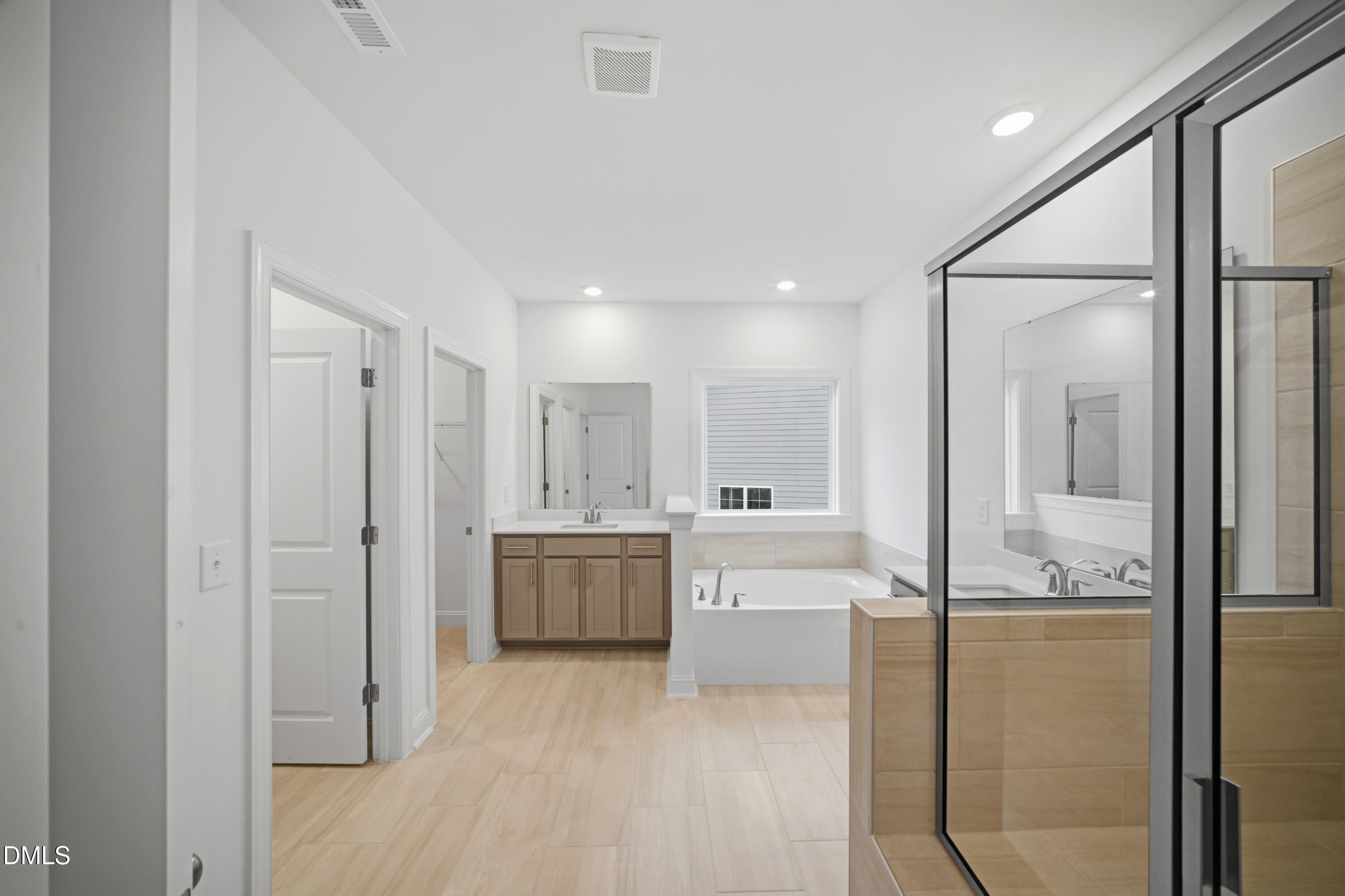 1516 Wader Circle Knightdale, NC 27545 - Photo 21 of 93 41_SUN_Stoneriver_Pic_GalvaniII_OwnersBa