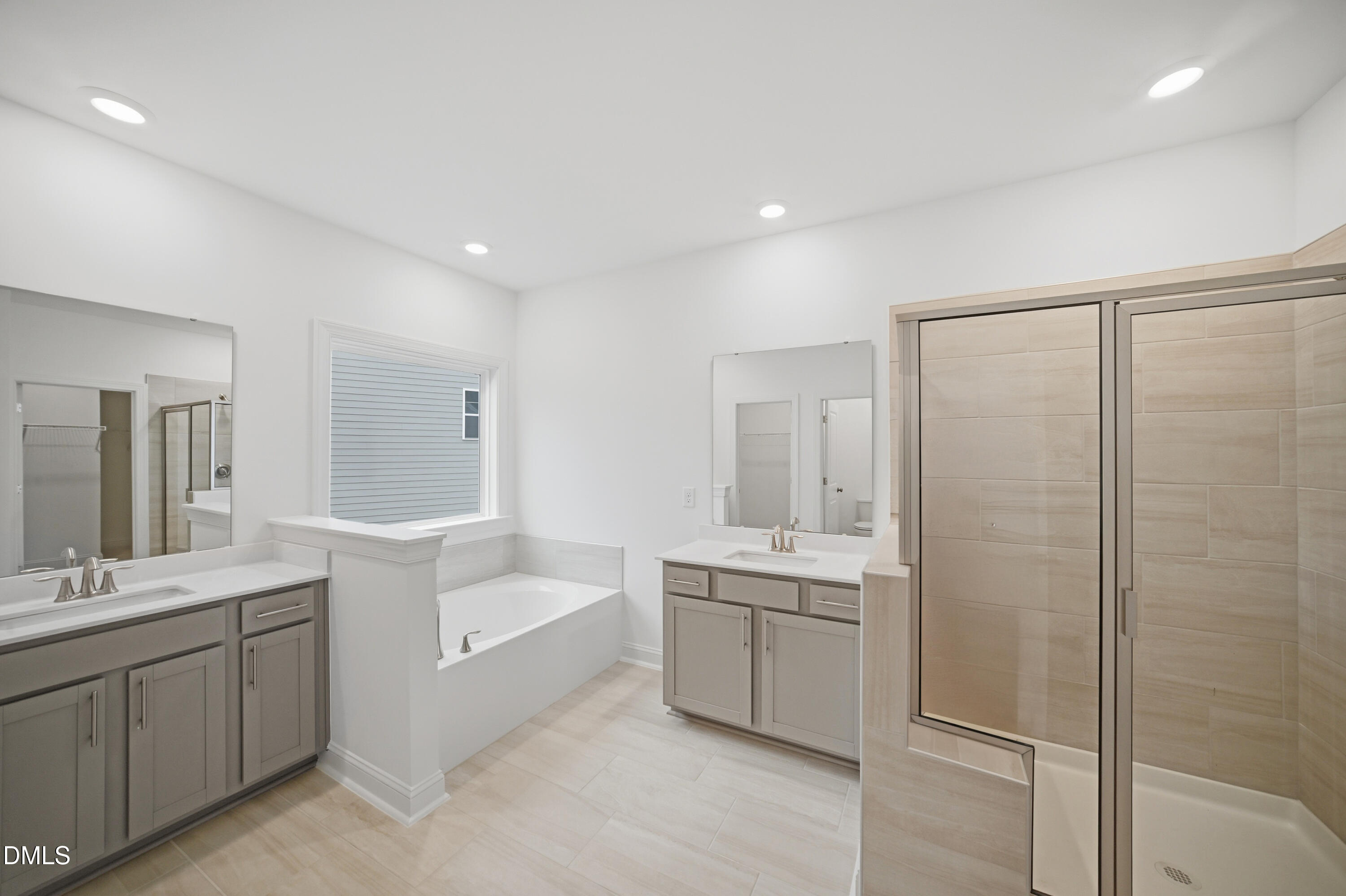 1516 Wader Circle Knightdale, NC 27545 - Photo 22 of 93 42_SUN_Stoneriver_Pic_GalvaniII_OwnersBa