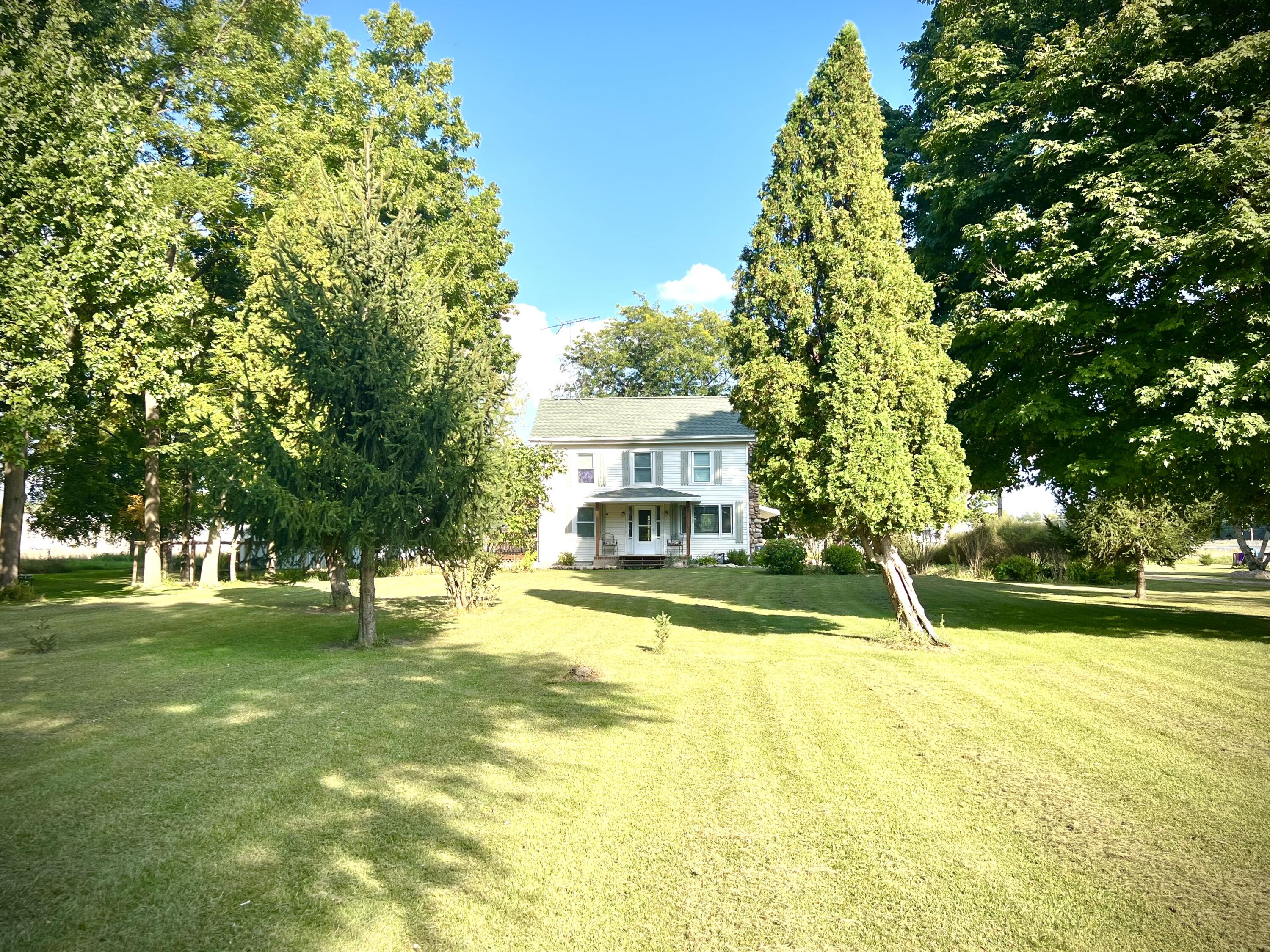 4251 Squires Road Quincy, MI 49082 - Photo 2 of 27 IMG_8612