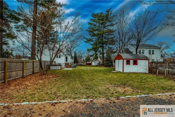 $900,000 | 15 Riverview Avenue, Edison, NJ 08817