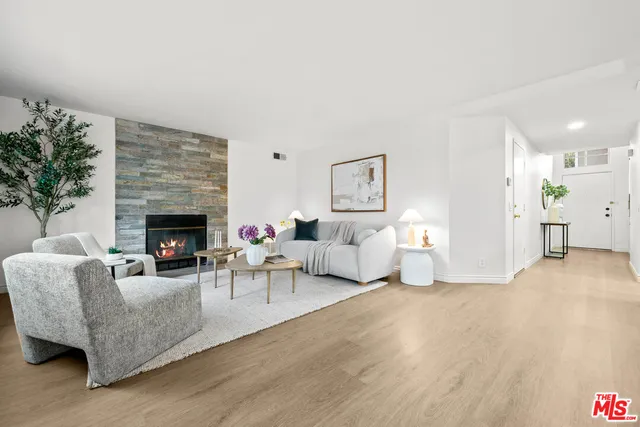 $649,000 | 11453 Fox Hollow Lane, Pacoima, CA 91331