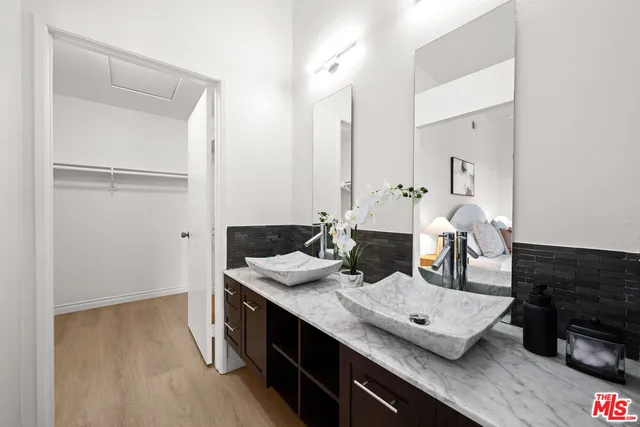 $649,000 | 11453 Fox Hollow Lane, Pacoima, CA 91331