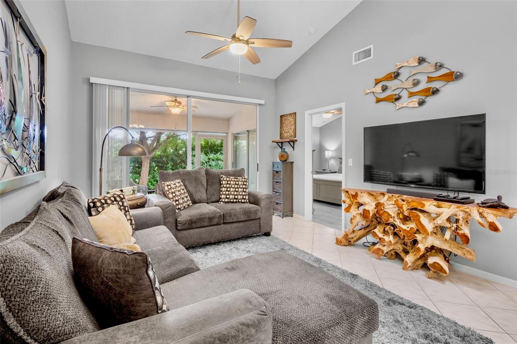 5607 Monte Rosso Road Sarasota, FL 34243 - Photo 9 of 30 Gallery Image 9