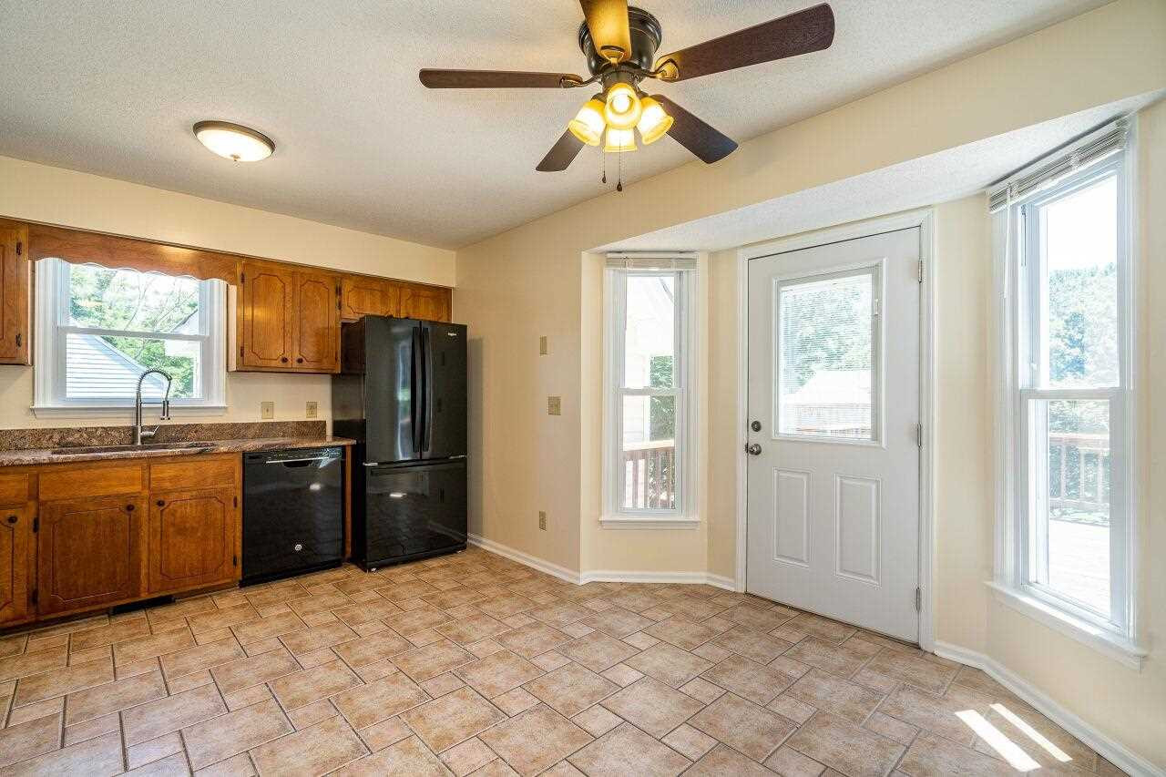 9320 Tallgrass Road Raleigh, NC 27603 - Photo 8 of 28 Photo 8