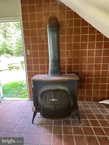 $189,900 | 21948 Main Street, Hillsboro, MD 21641