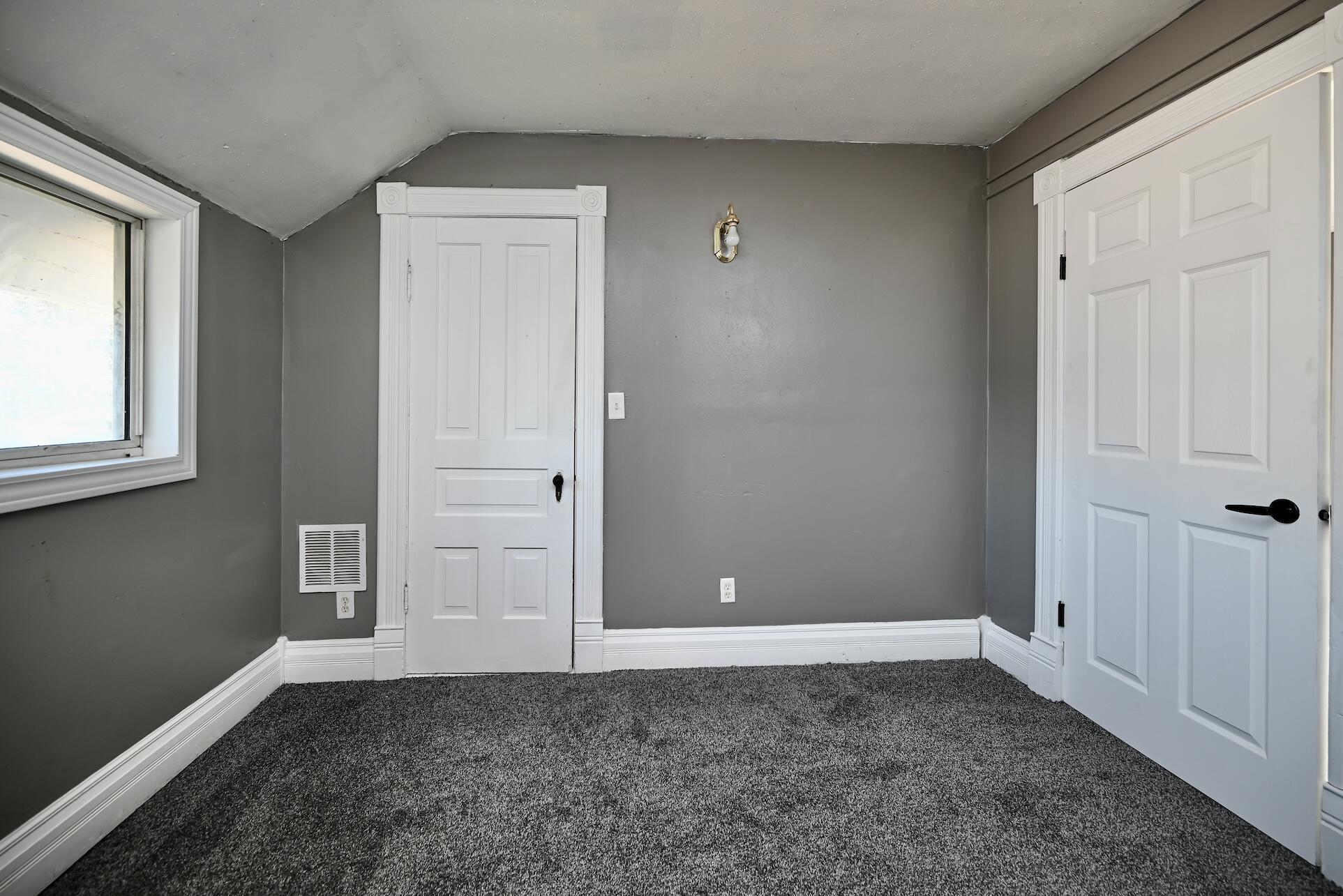 263 Franklin Street Winona, MN 55987 - Photo 20 of 28 18 UL Bedroom Four II