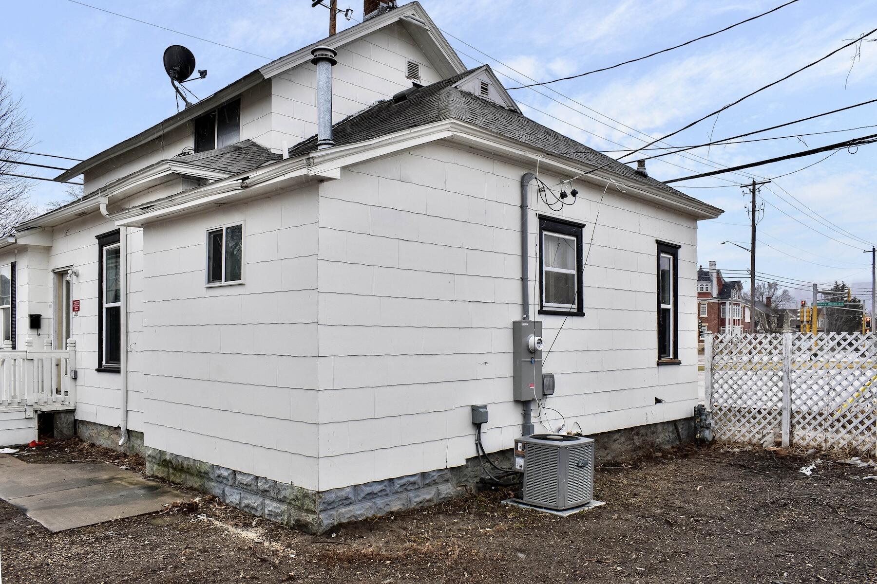 263 Franklin Street Winona, MN 55987 - Photo 25 of 28 23 Back View