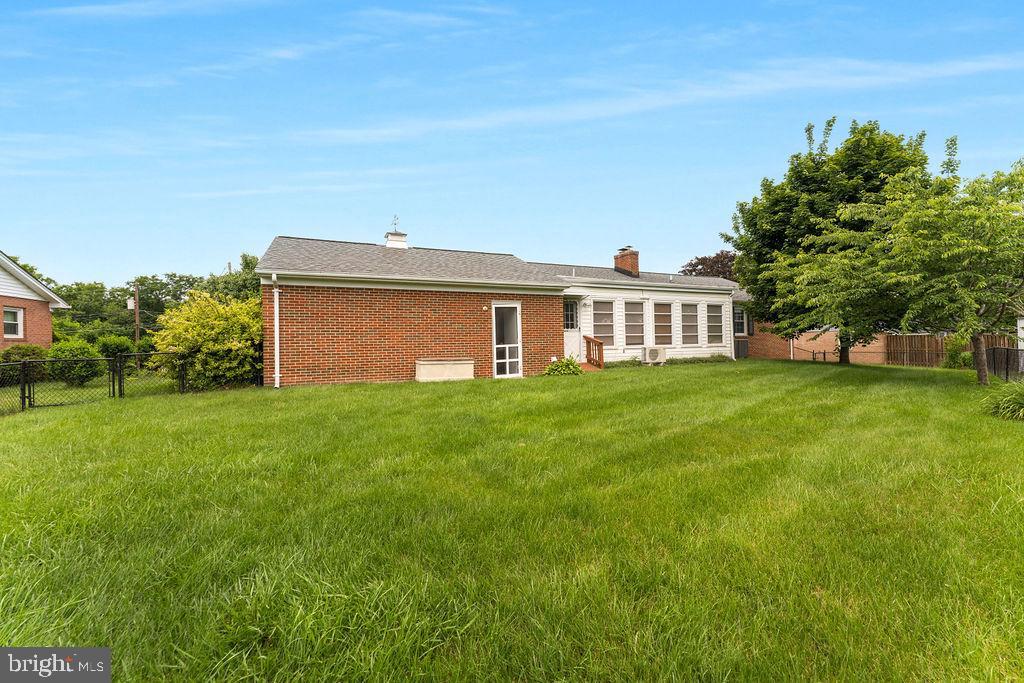 114 Williamson Road Winchester, VA 22602 - Photo 27 of 32