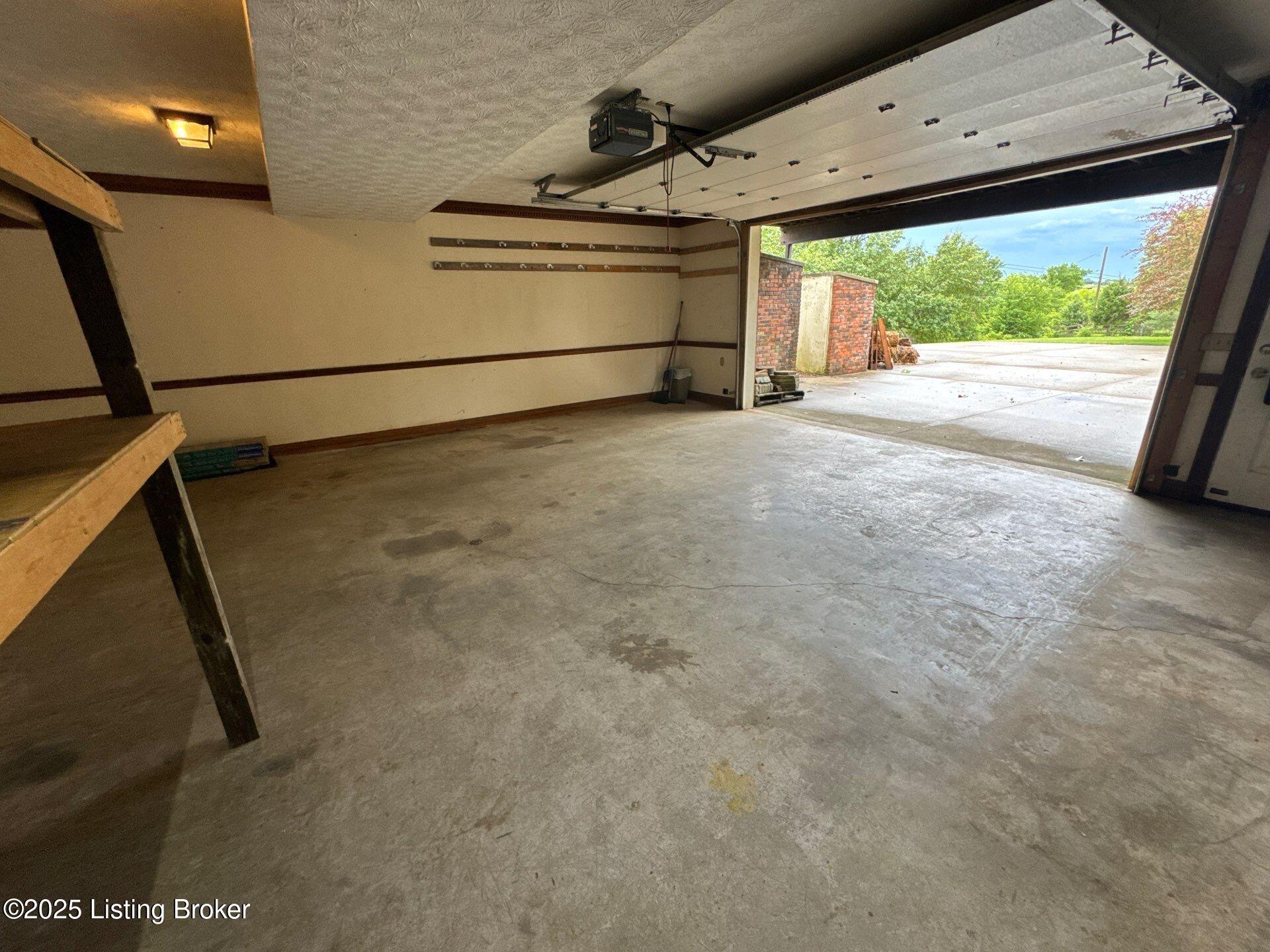 5309 Bardstown Road Springfield, KY 40069 - Photo 46 of 74 123-Jun 06 2025 01_16pm-CEkD