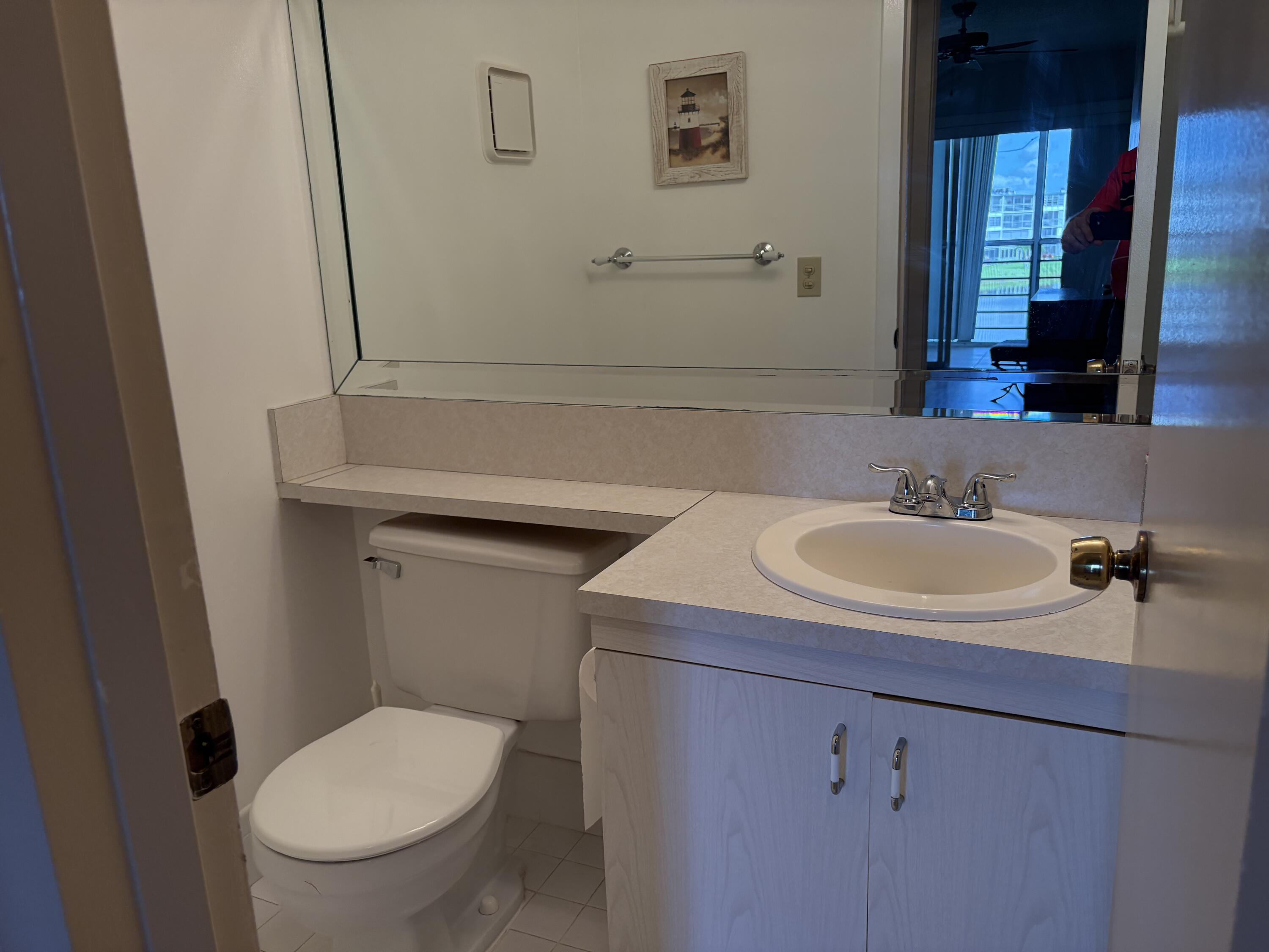 3076 Guildford East Boca Raton, FL 33434 - Photo 9 of 20 IMG_0848