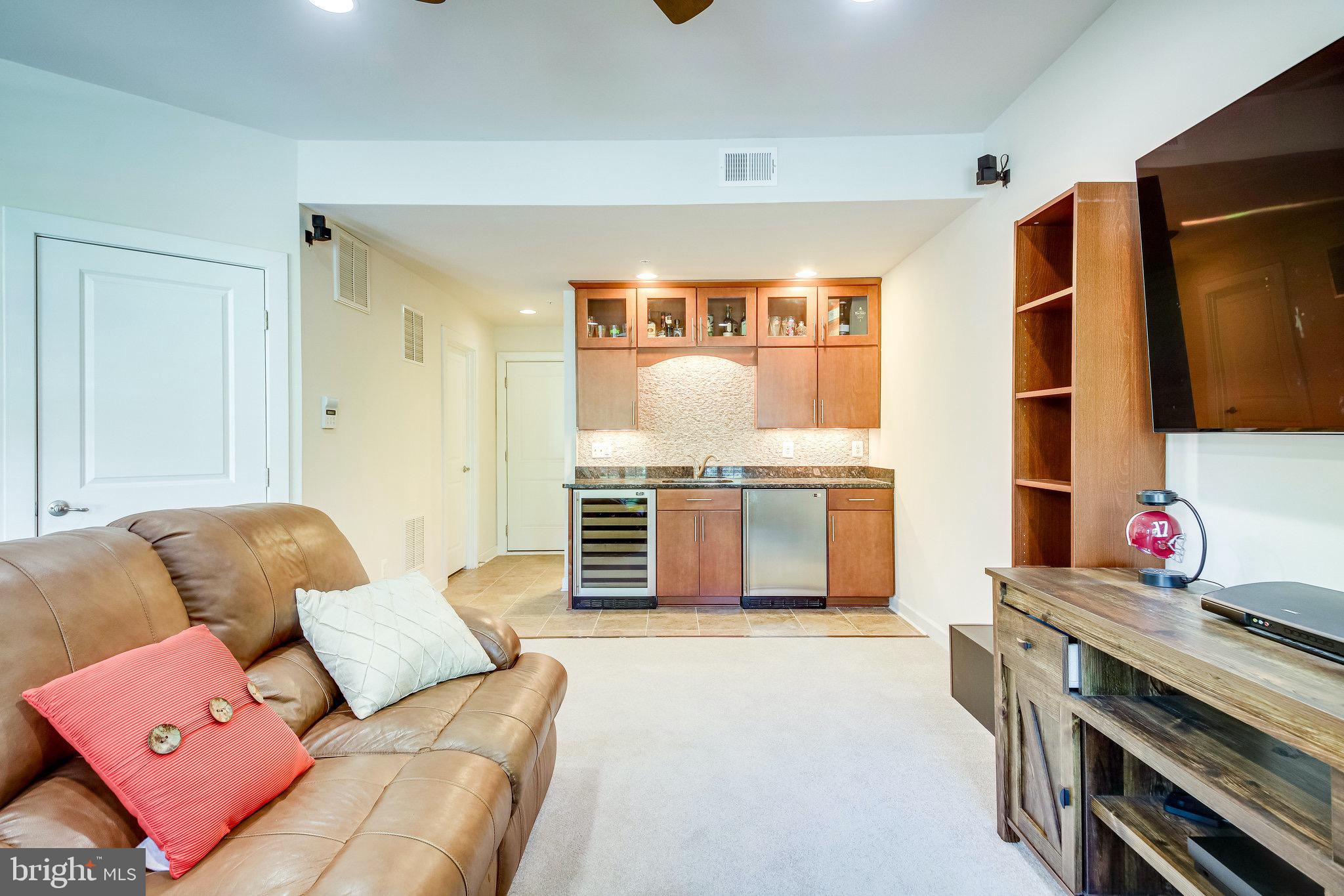 44711 Plympton Square Ashburn, VA 20147 - Photo 11 of 63
