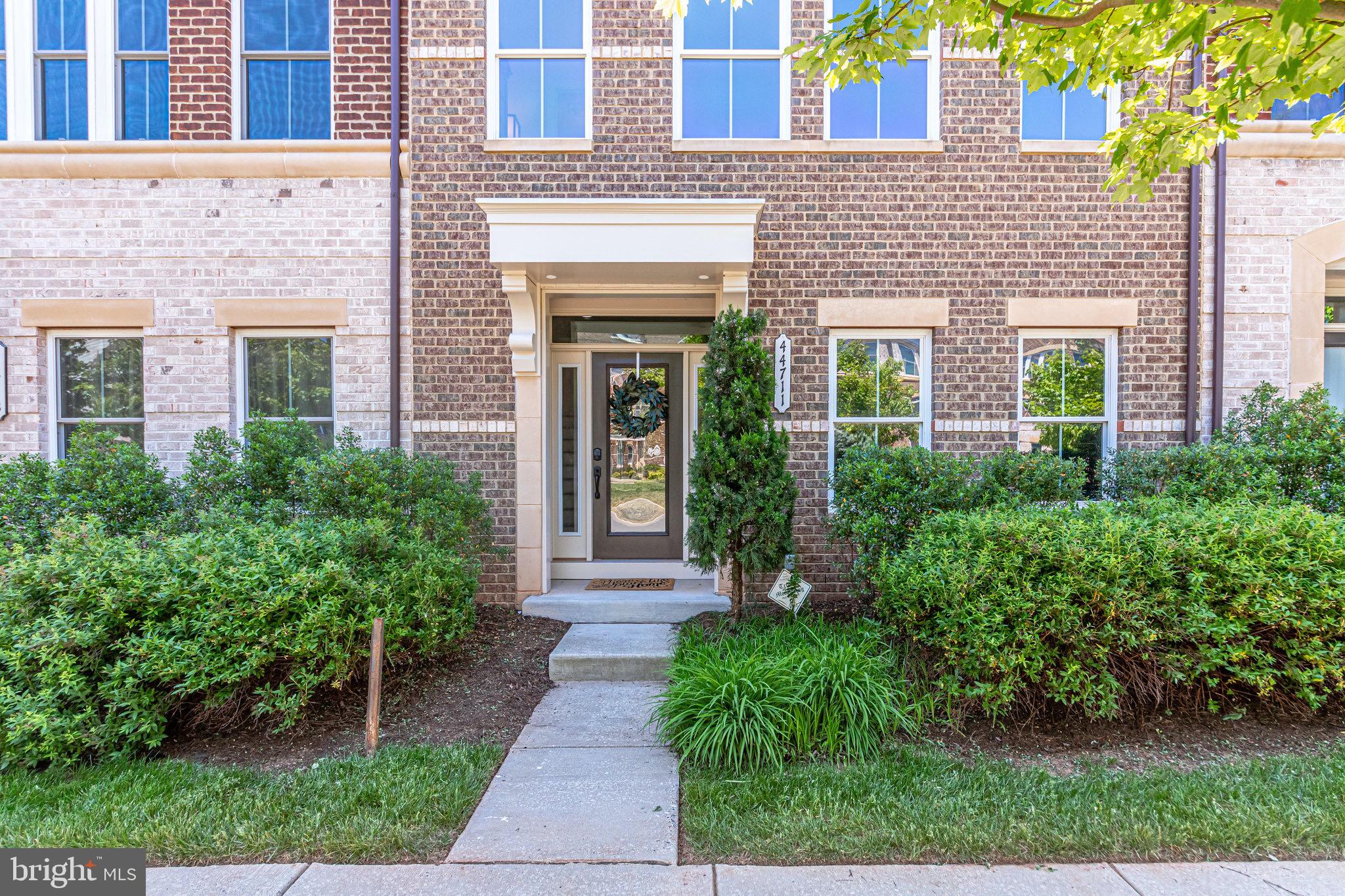 44711 Plympton Square Ashburn, VA 20147 - Photo 3 of 63