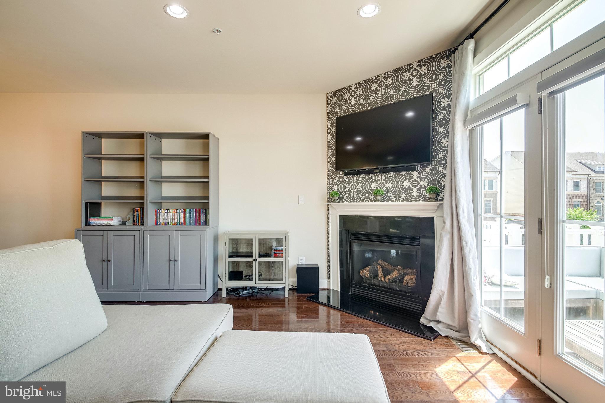 44711 Plympton Square Ashburn, VA 20147 - Photo 33 of 63