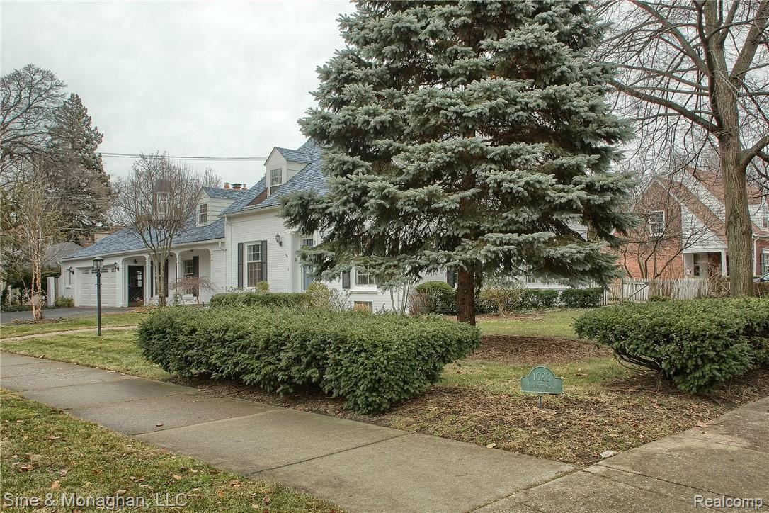 1022 Harvard Road Grosse Pointe, MI 48230 - Photo 35 of 36 2-Corner Lot.jpg
