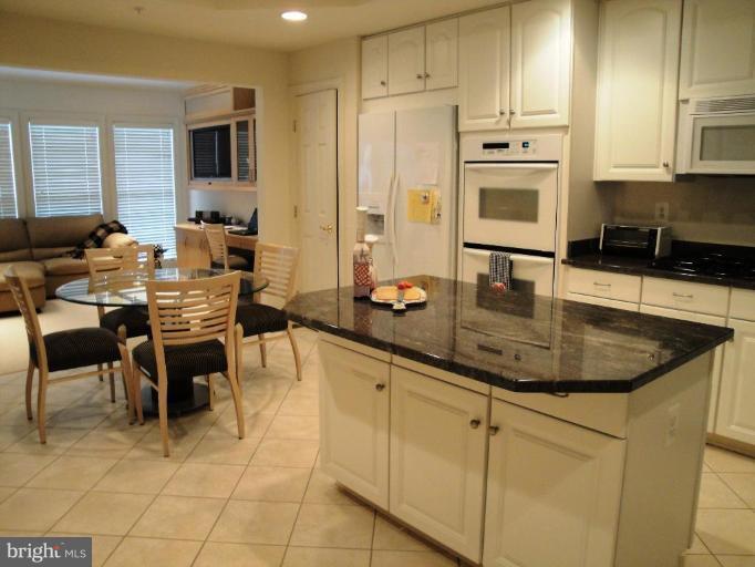 8517 Snowreath Road, Unit 8517 Pikesville, MD 21208 - Photo 9 of 27 Kitchen #2