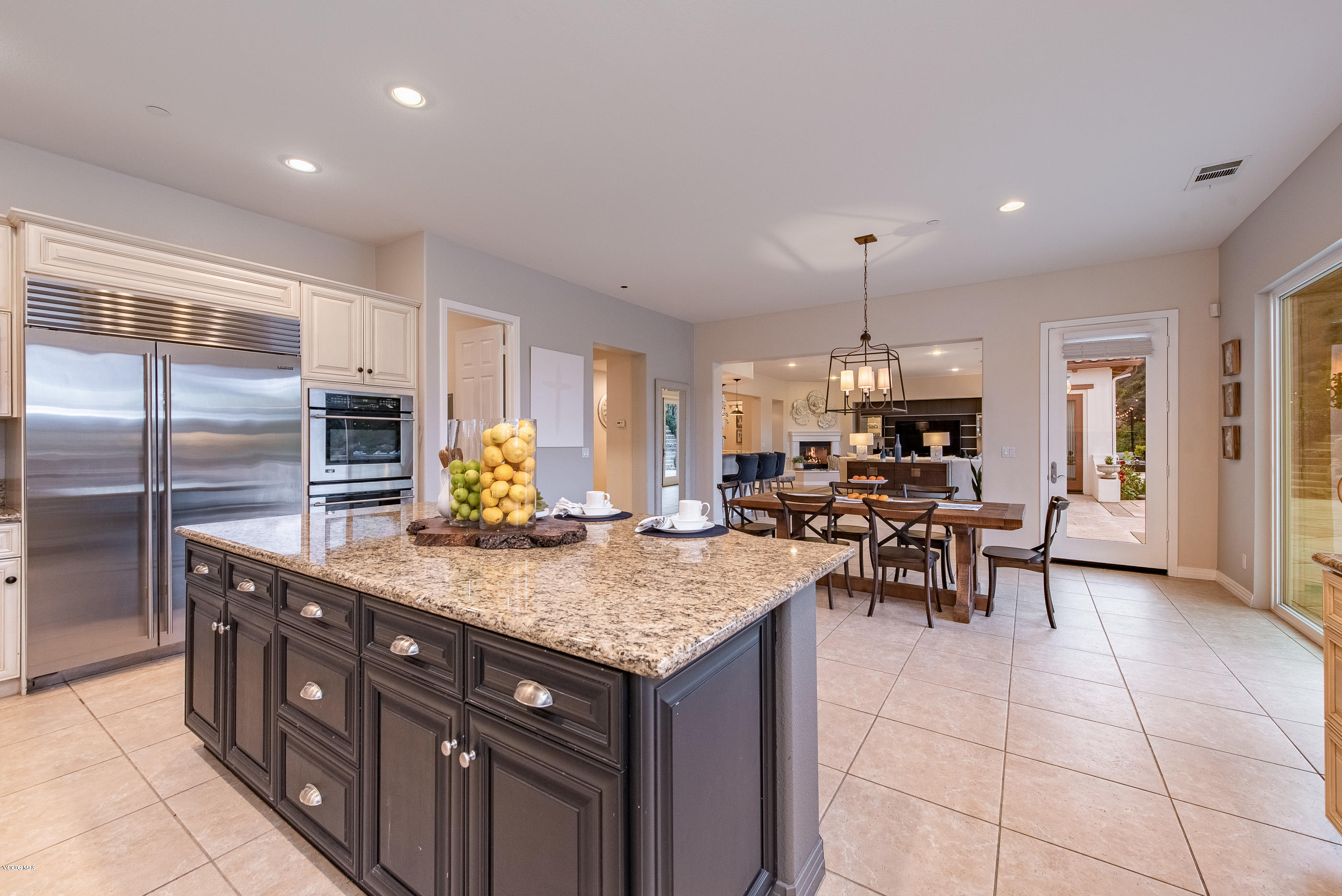 5018 Read Road Thousand Oaks, CA 93021 - Photo 28 of 100 5018 Read Rd Moorpark-23