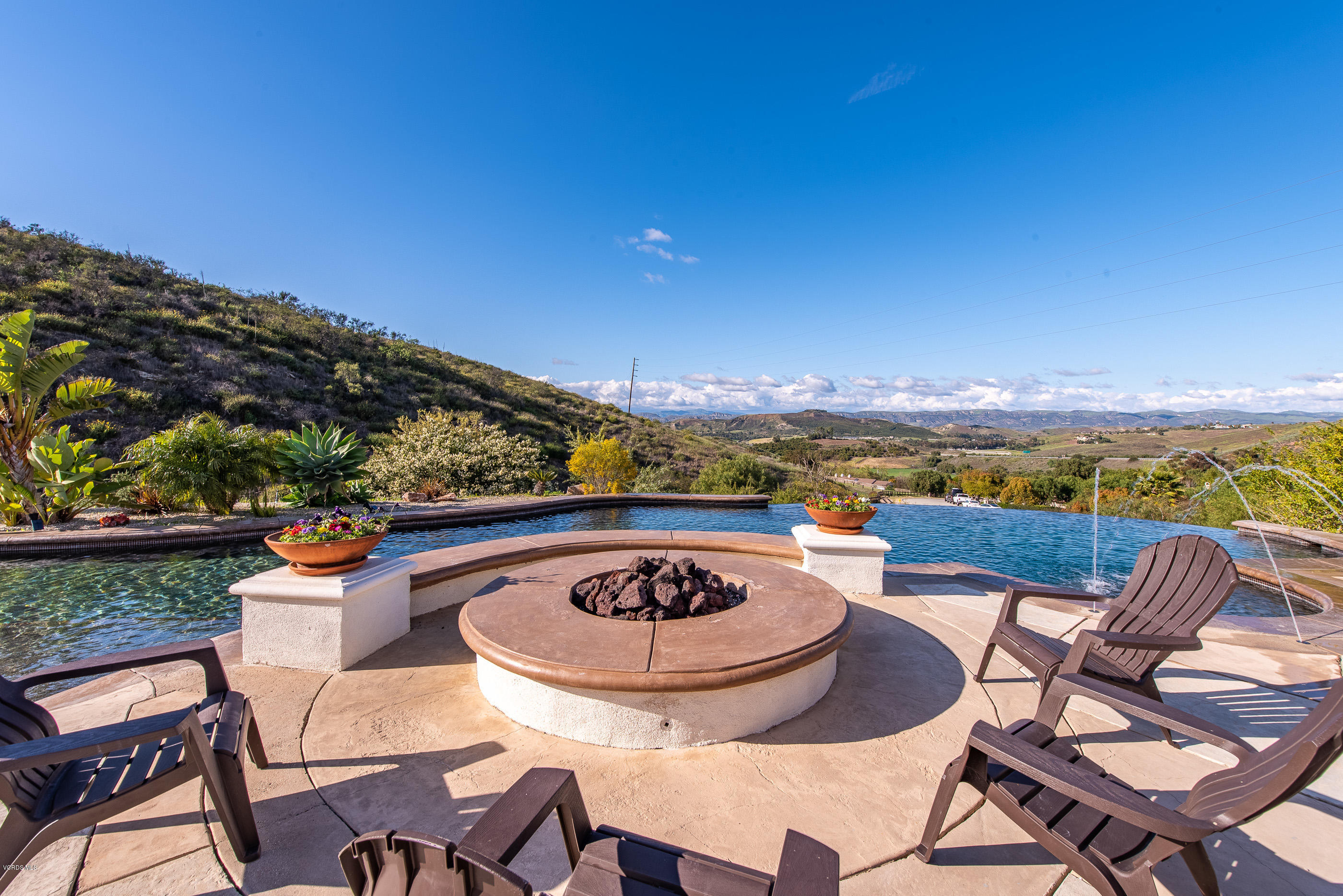 5018 Read Road Thousand Oaks, CA 93021 - Photo 82 of 100 5018 Read Rd Moorpark-64