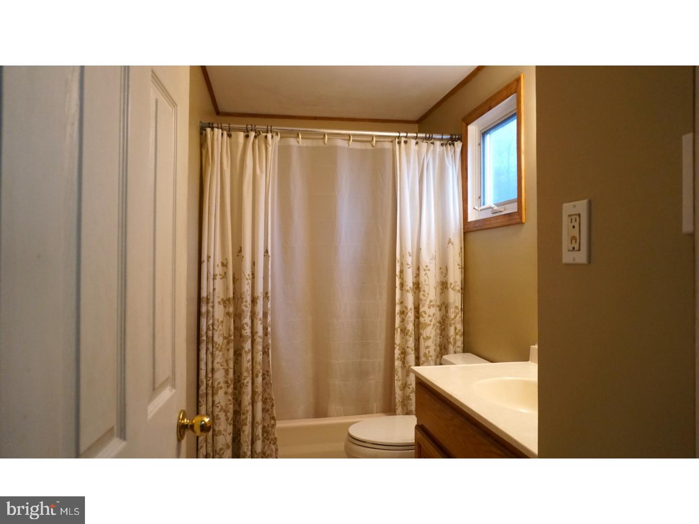 215 Valley Road Morrisville, PA 19067 - Photo 16 of 22 Gallery Image 16