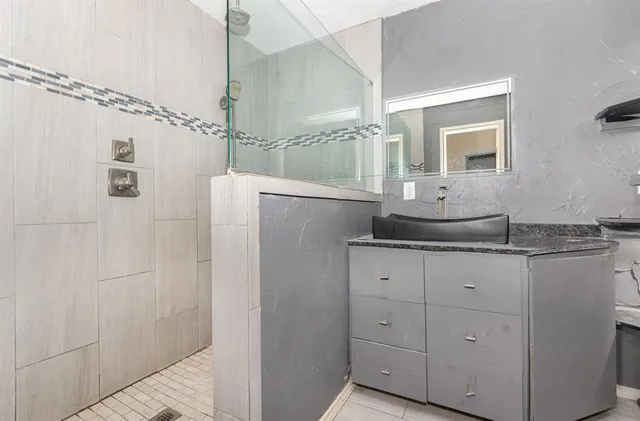 $370,000 | 2201 North Mill Street, Lewisville, TX 75057