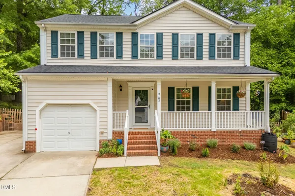 $575,000 | 2102 Meade Lane, Durham, NC 27707