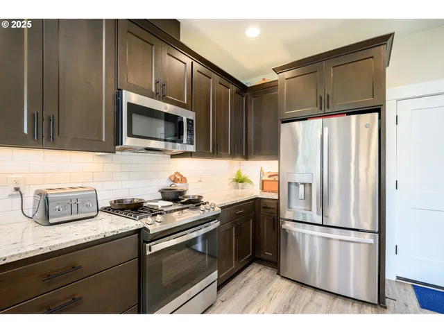 $624,900 | 3111 Northwest 2nd Street, McMinnville, OR 97128