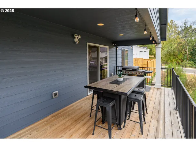 $624,900 | 3111 Northwest 2nd Street, McMinnville, OR 97128