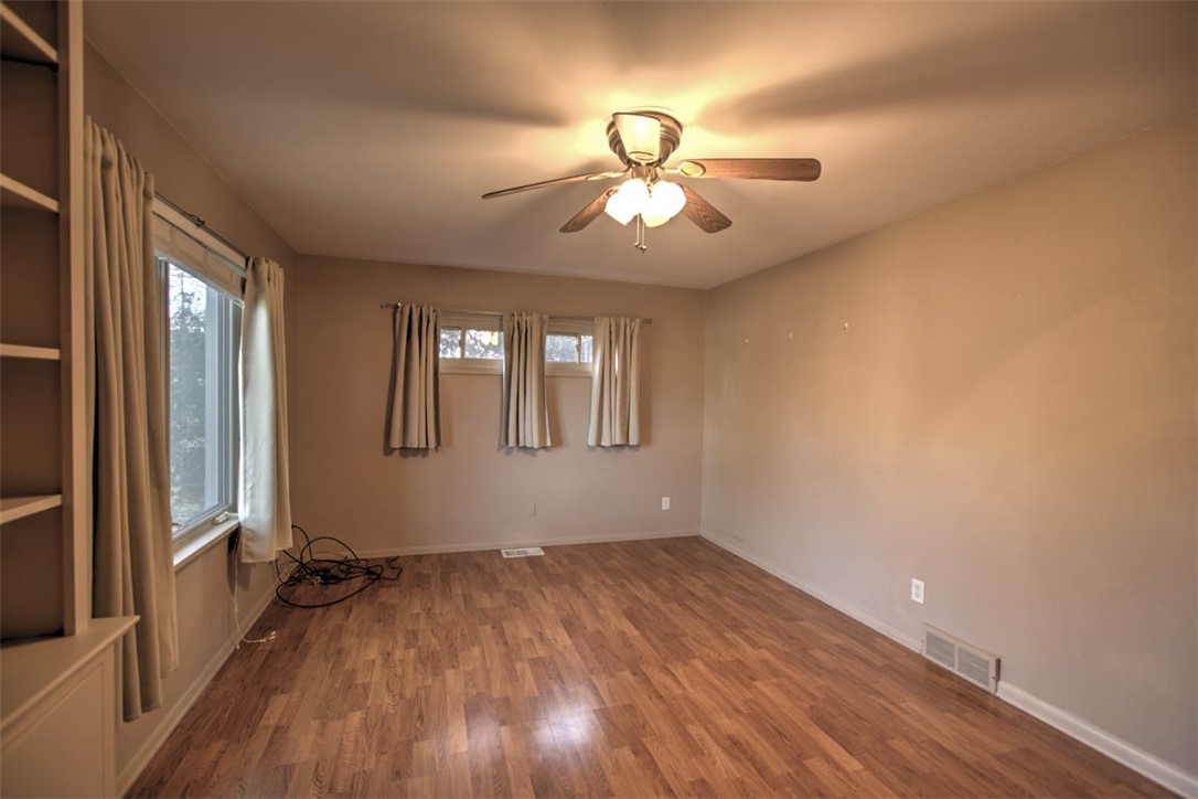 285 South Glencoe Avenue Decatur, IL 62522 - Photo 13 of 33