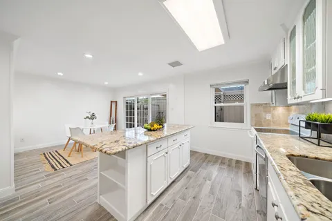 $295,000 | 6434 Burgoyne Dr., Unit 109, Houston, TX 77057