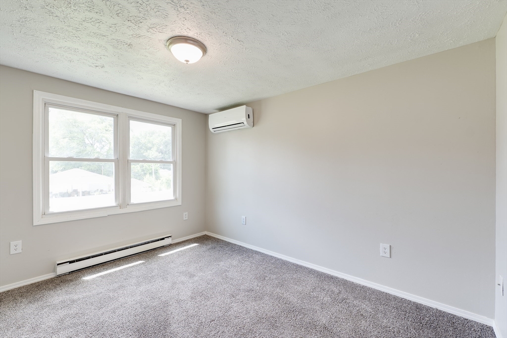 30 Clayton Street, Unit F Springfield, MA 01107 - Photo 9 of 17