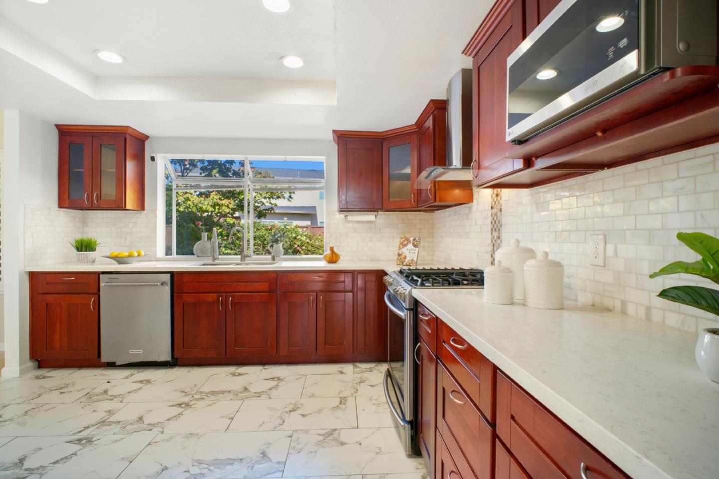 1252 Belbrook Way Milpitas, CA 95035 - Photo 16 of 60