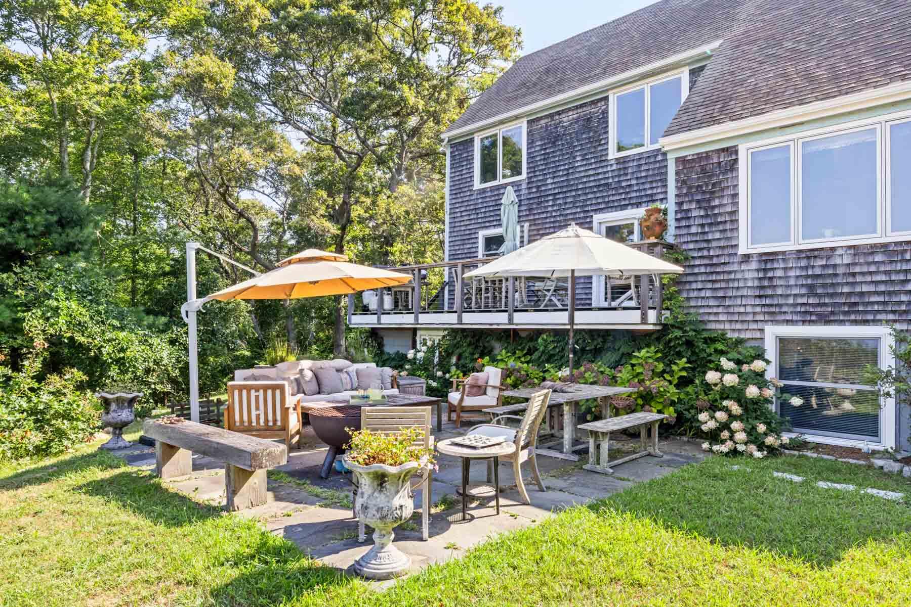 47 Stonebridge Road Vineyard Haven, MA 02568 - Photo 5 of 29 47 Stonebridge Road, West Tisbury-web-4