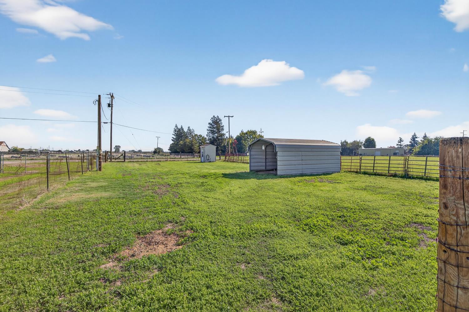 11900 Brandt Road Lockeford, CA 95237 - Photo 45 of 49 a view of a green field