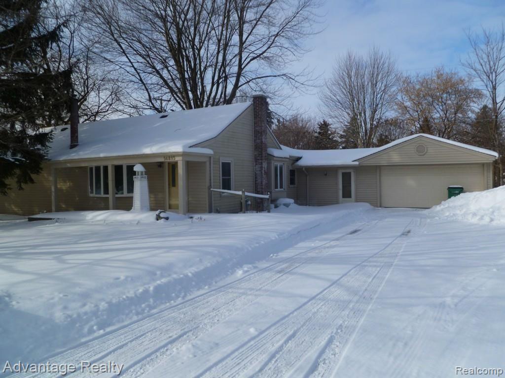 56895 Omo Road Macomb, MI 48042 - Photo 4 of 21 020.jpg
