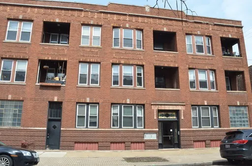 $2,795 | 901 North Leavitt Street, Unit 2, Chicago, IL 60622