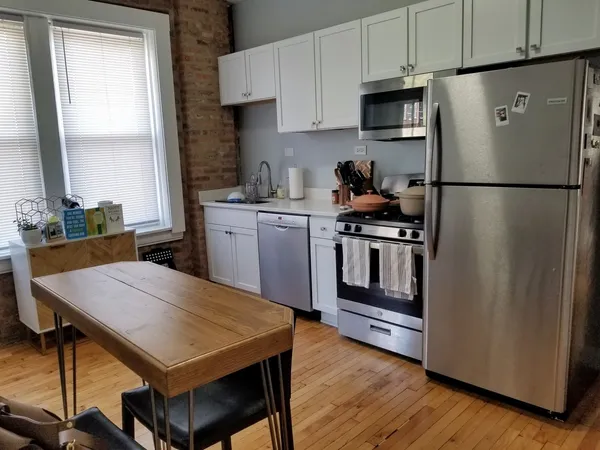 $2,795 | 901 North Leavitt Street, Unit 2, Chicago, IL 60622