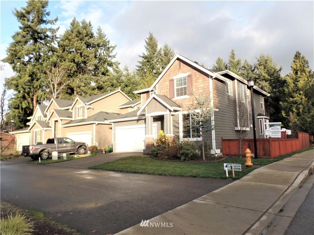 11032 Southeast 184th Place Renton, WA 98055 - Photo 1 of 25 Gallery Image 1